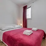 Apartament Andela 2bdrs & Free Wifi Split
