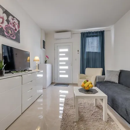 Apartamento Andela 2bdrs & Free Wifi *