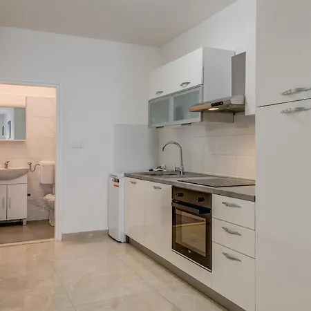 Apartamento Andela 2bdrs & Free Wifi *