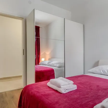 Andela 2bdrs & Free Wifi Apartamento Split